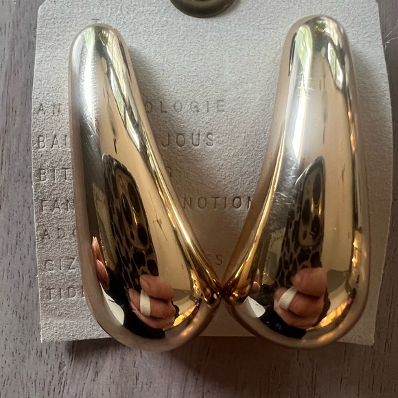 NWT Anthropologie Gold Petra drop earrings - Picture 8 of 9